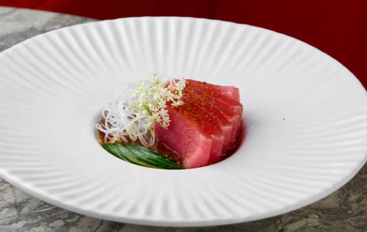 bluefin tuna sashimi