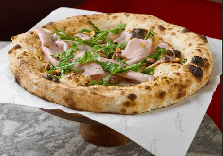 Mortadella e Pistachio Pizza