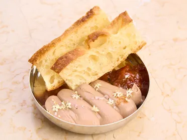 Pate ayam berkrim, selai tomat