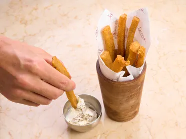 Hash brown, krim parmesan, minyak truffle
