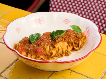 Tagliatelle al ragu d'agnello