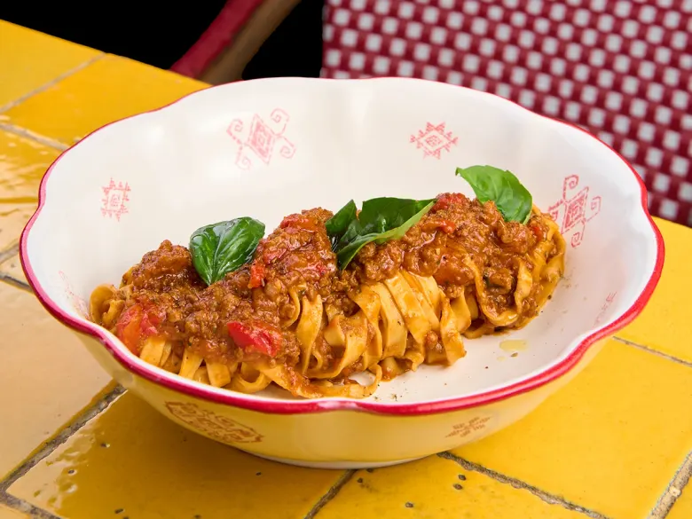 Tagliatelle al ragu d'agnello